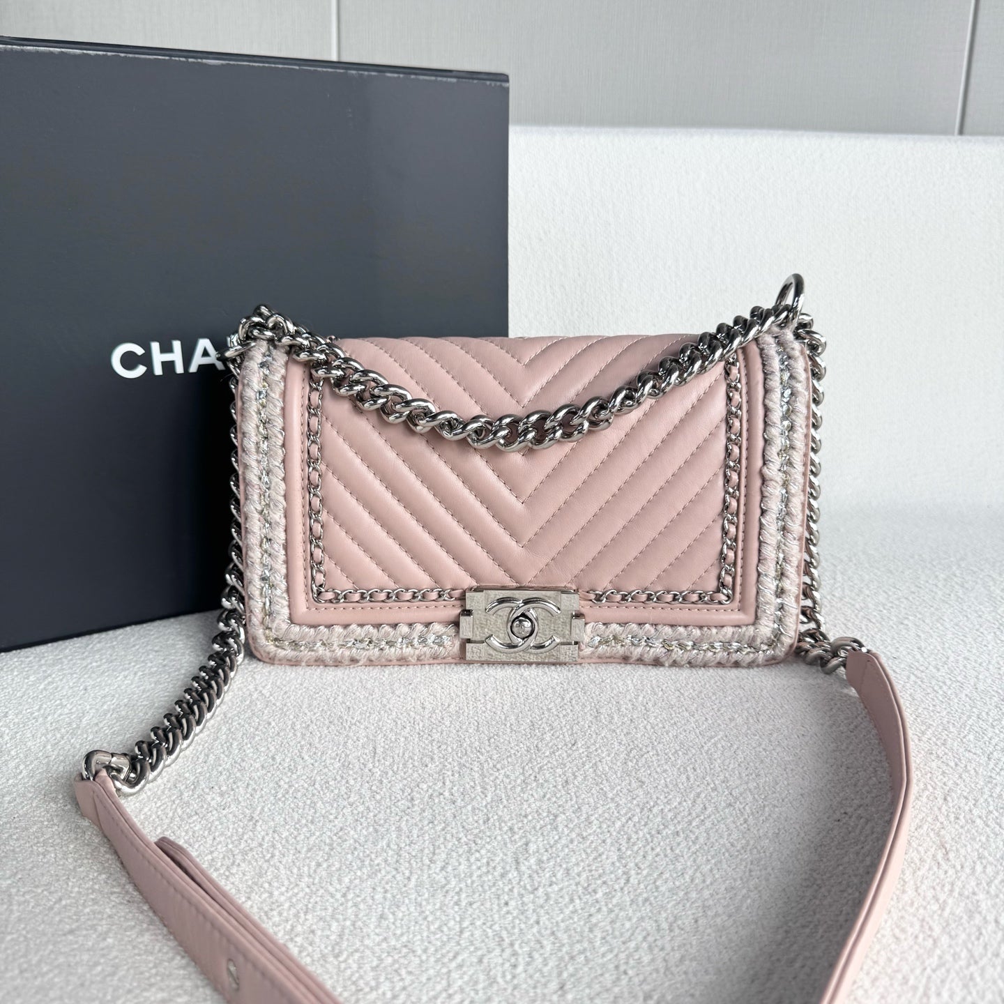 Chanel - Le Boy - Leather - Pink - (Medium)