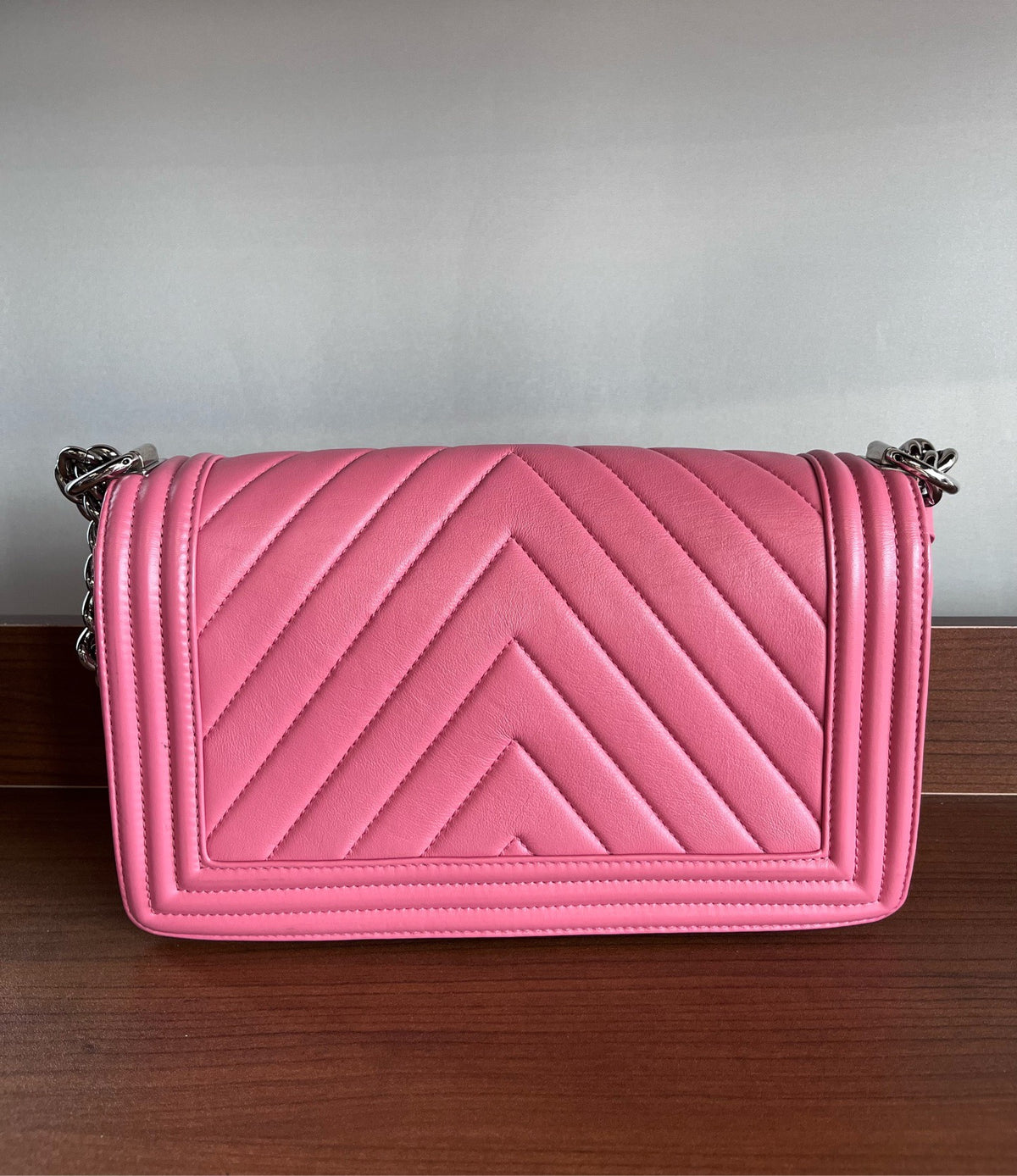 Chanel - Le Boy - Leather - Pink - (medium)
