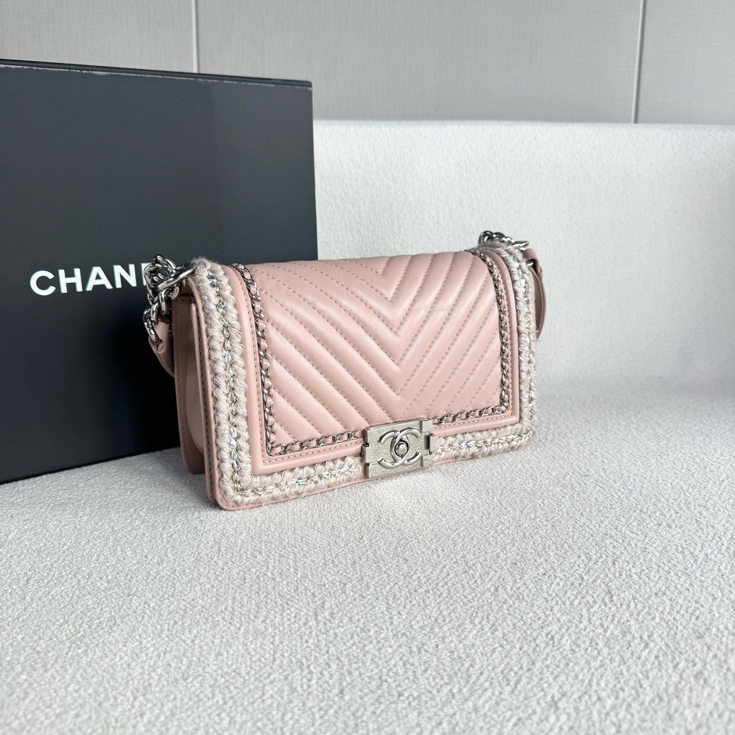 Chanel - Le Boy - Leather - Pink - (Medium)