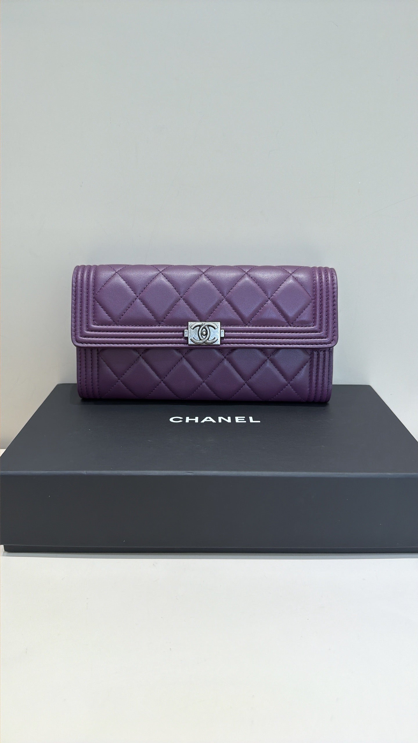 Chanel - Le Boy - Leather - Purple - (Other)
