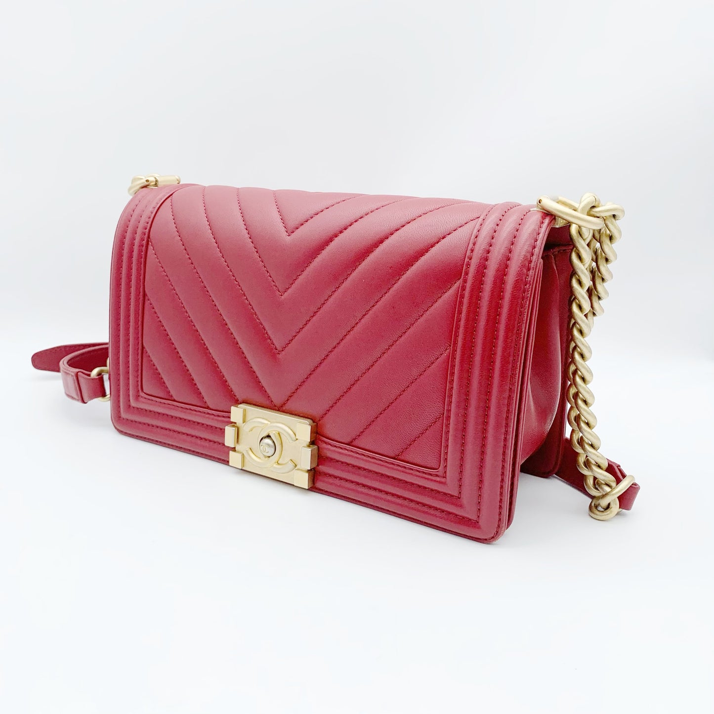 Chanel - Le Boy - Leather - Red - (medium)