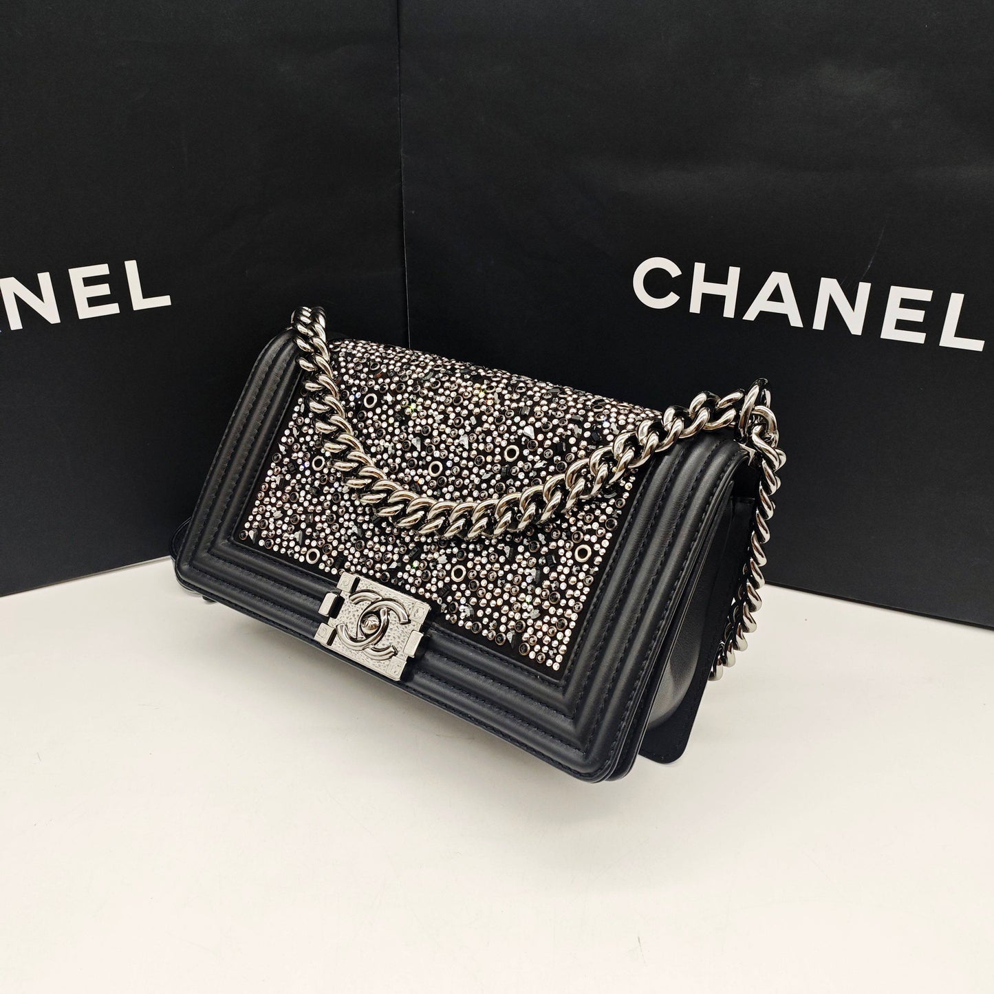 Chanel - Le Boy (Medium) - Goatskin leather with crystal embellishments - Black - (Medium)