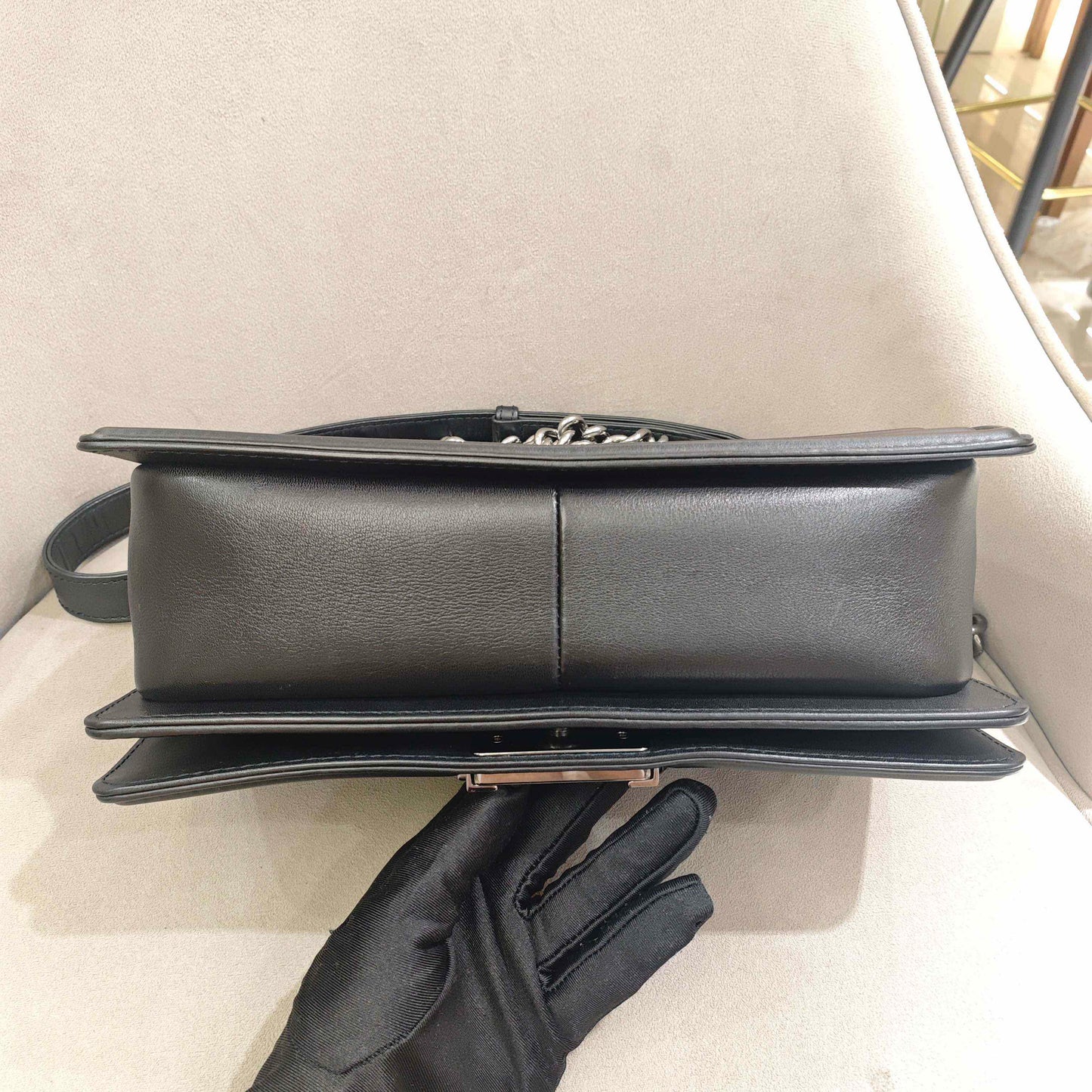 Chanel - Le Boy (Medium) - Goatskin leather with crystal embellishments - Black - (Medium)