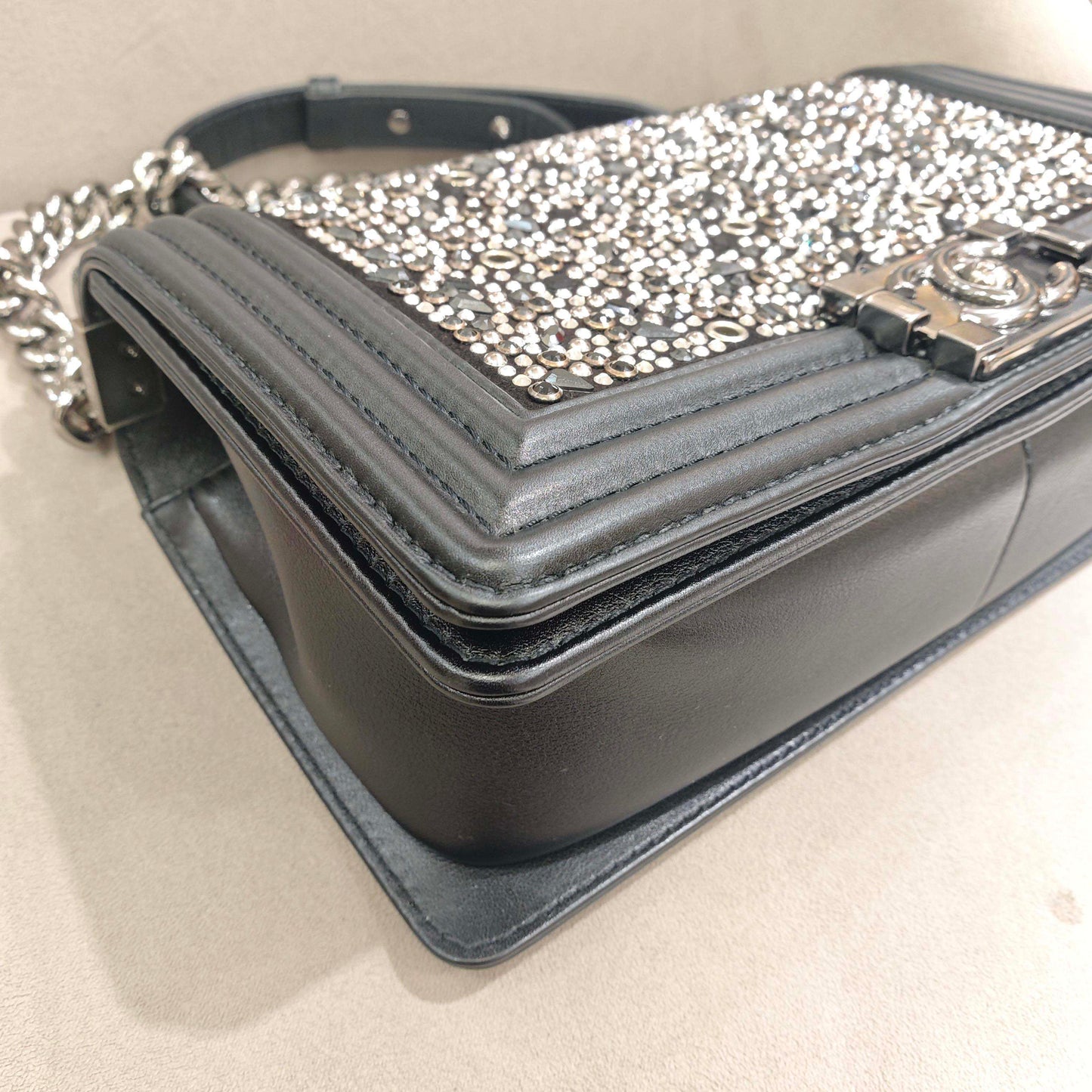 Chanel - Le Boy (Medium) - Goatskin leather with crystal embellishments - Black - (Medium)