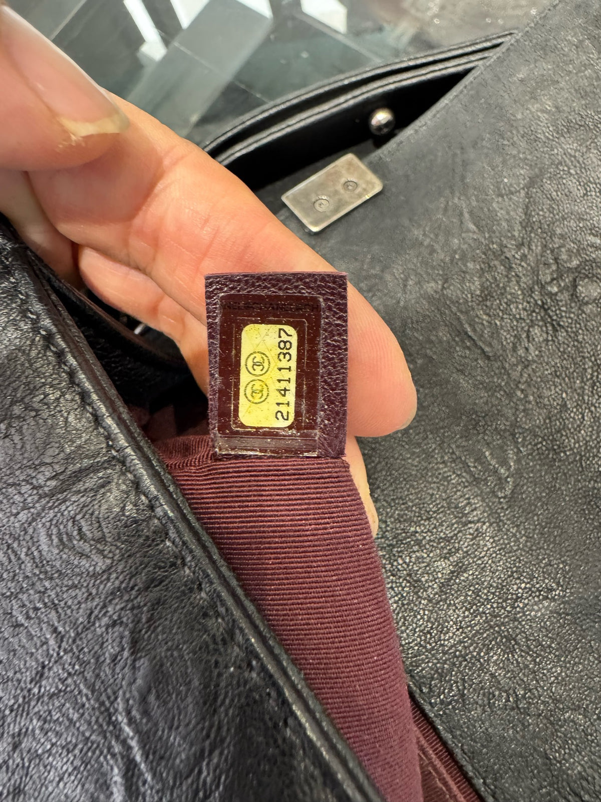 Chanel - Le Boy Medium - Leather - Black - (medium)