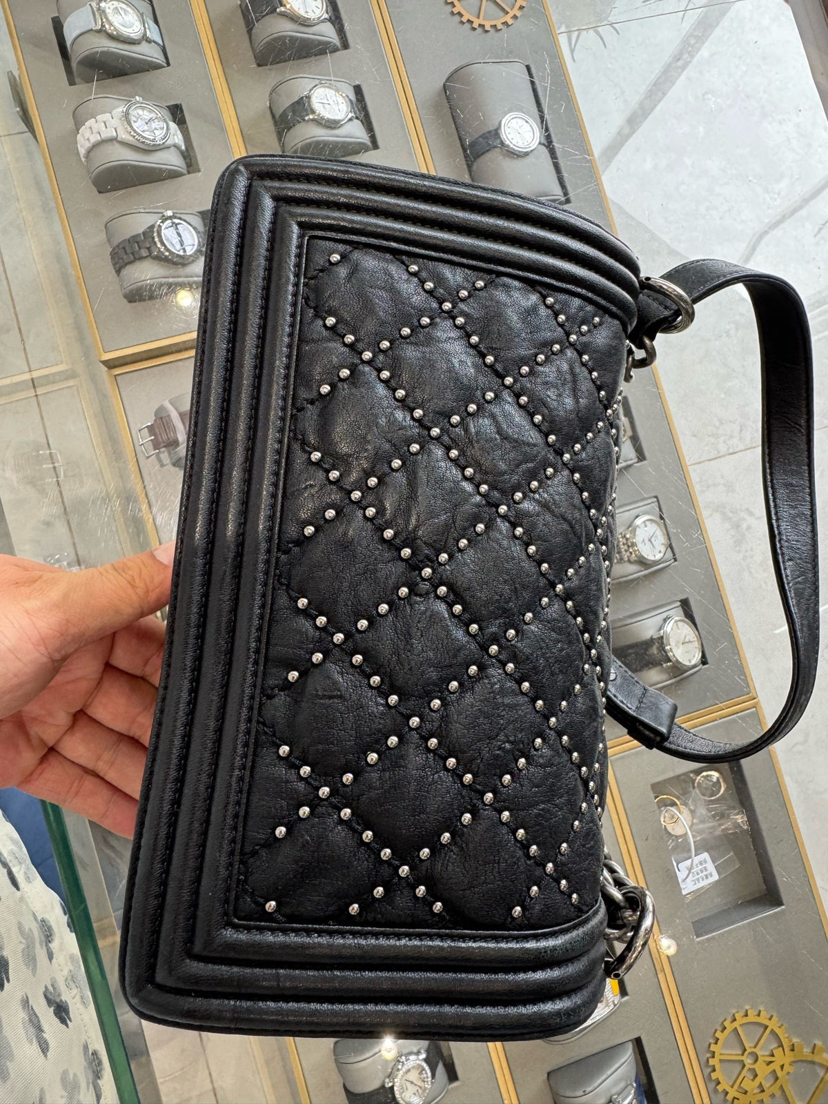 Chanel - Le Boy Medium - Leather - Black - (medium)