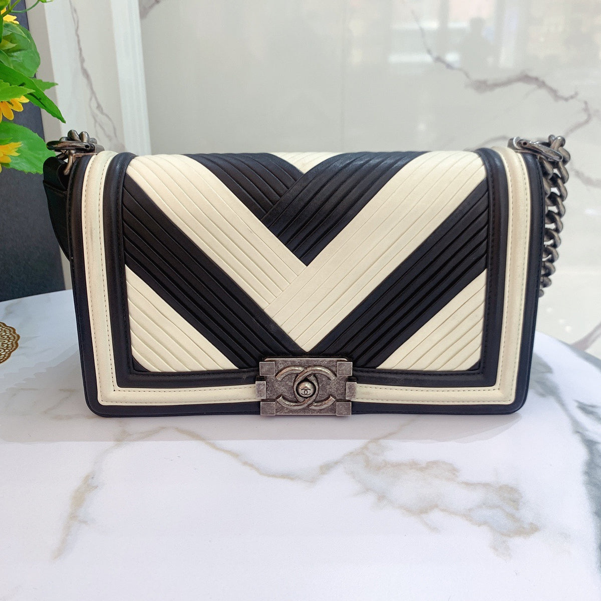 Chanel - Le Boy Medium - Leather - Multicolour - (medium)