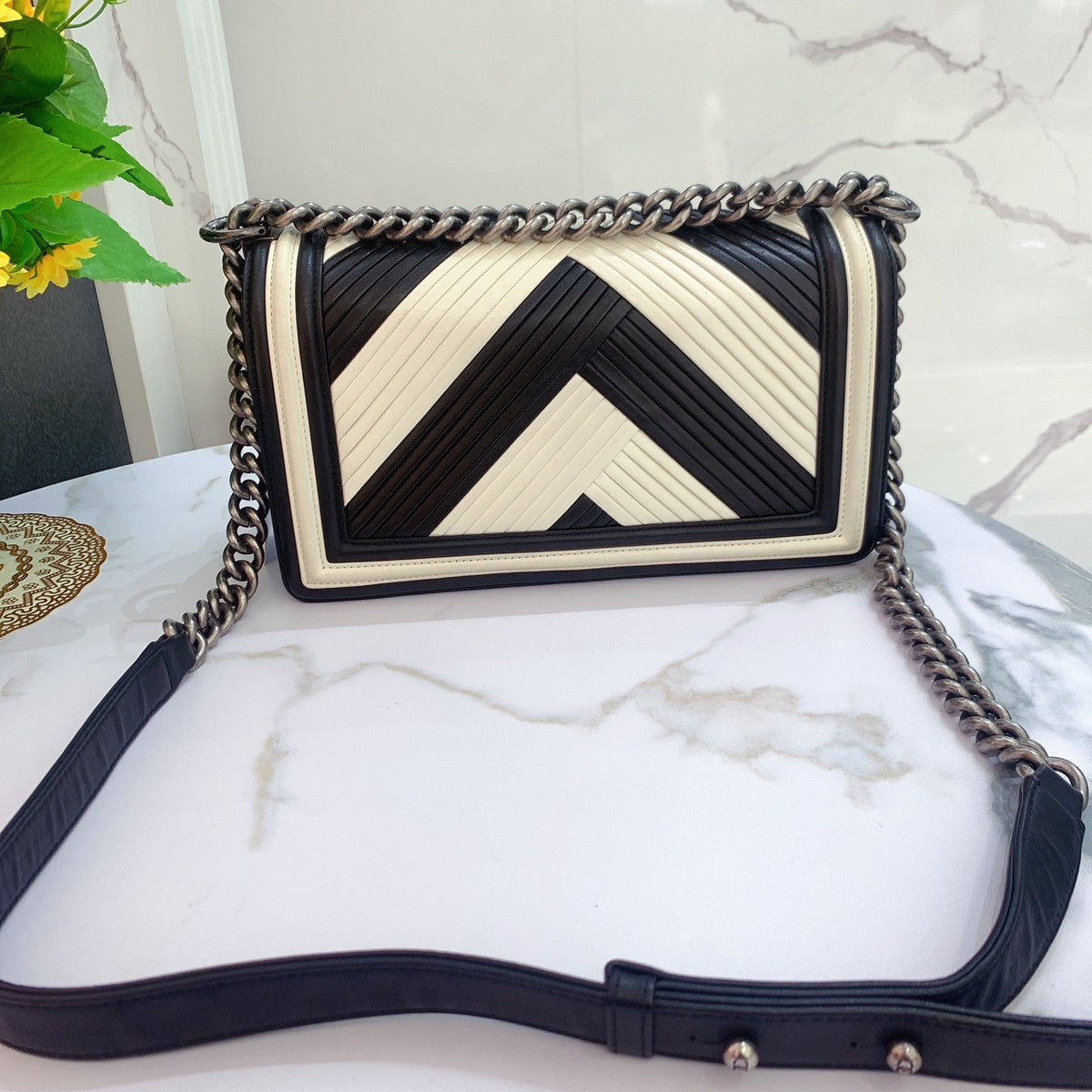 Chanel - Le Boy Medium - Leather - Multicolour - (medium)