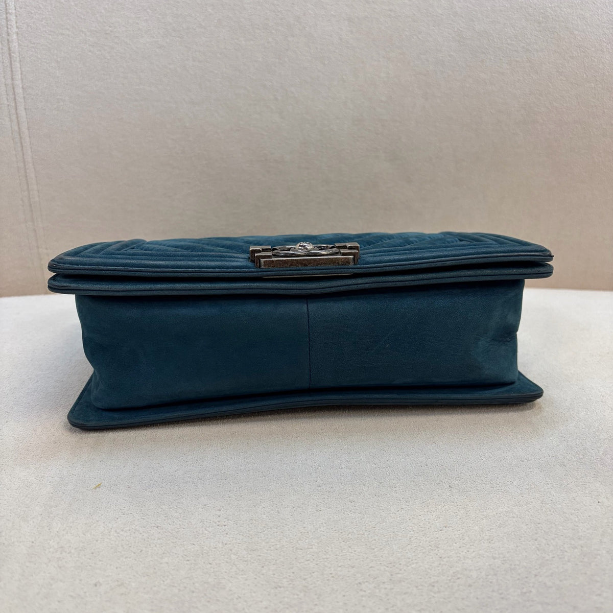 Chanel - Le Boy Medium - Velvet - Blue - (medium)