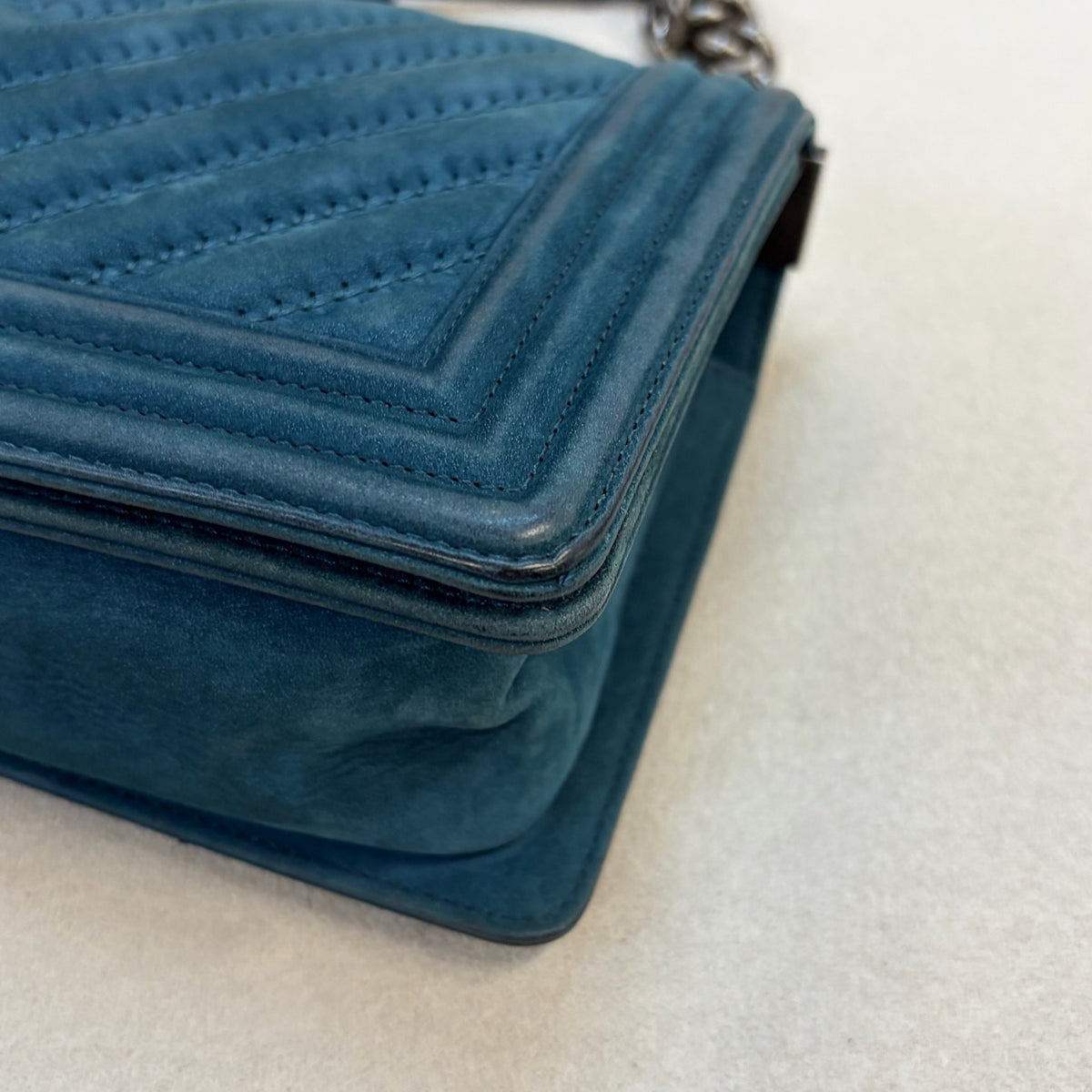 Chanel - Le Boy Medium - Velvet - Blue - (medium)