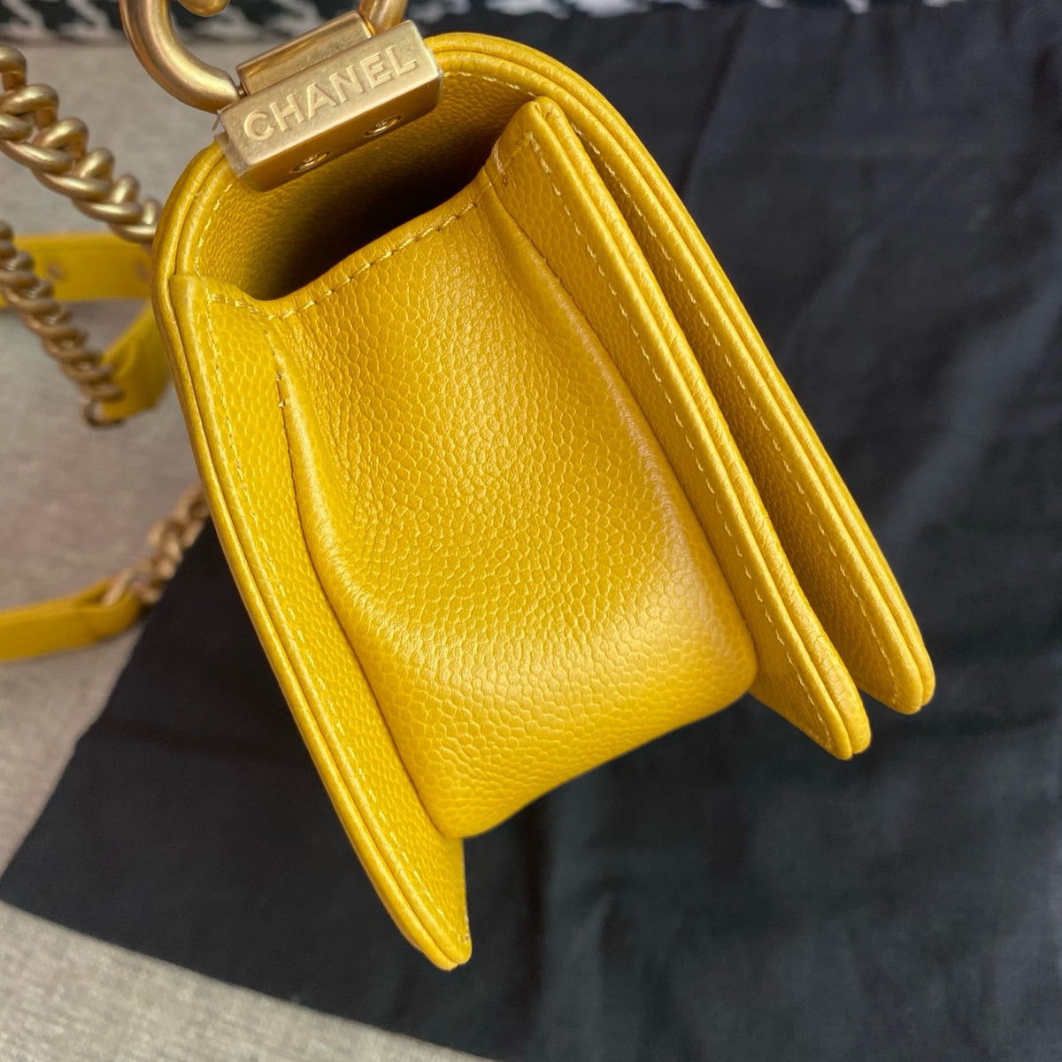 Chanel - Le Boy mini - Leather - Yellow - (mini)