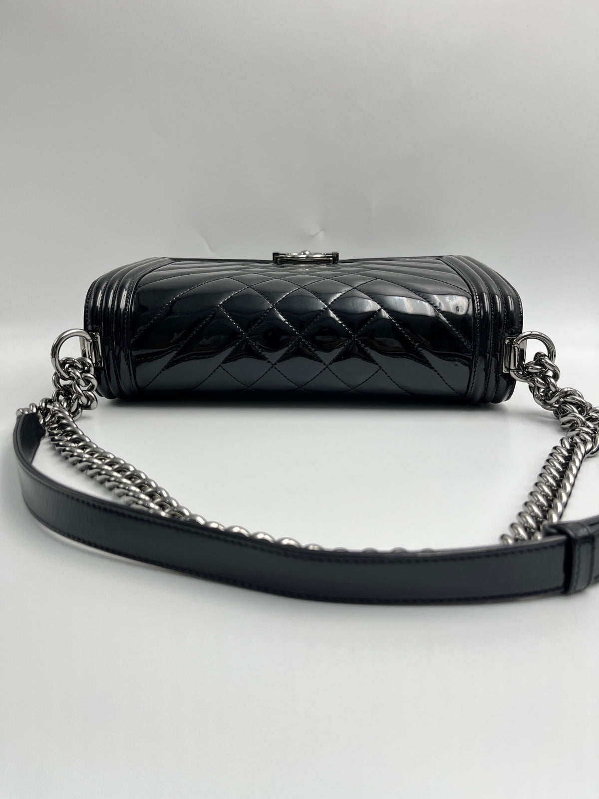 Chanel - Le Boy - Patent leather - Black - (large)