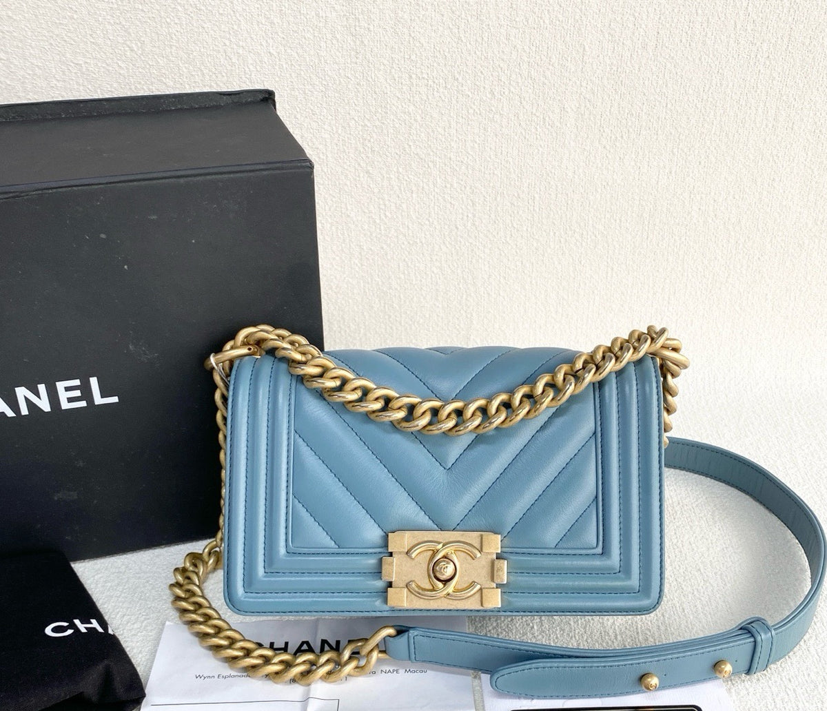 Chanel - Le Boy Small - Leather - Blue - (Small)