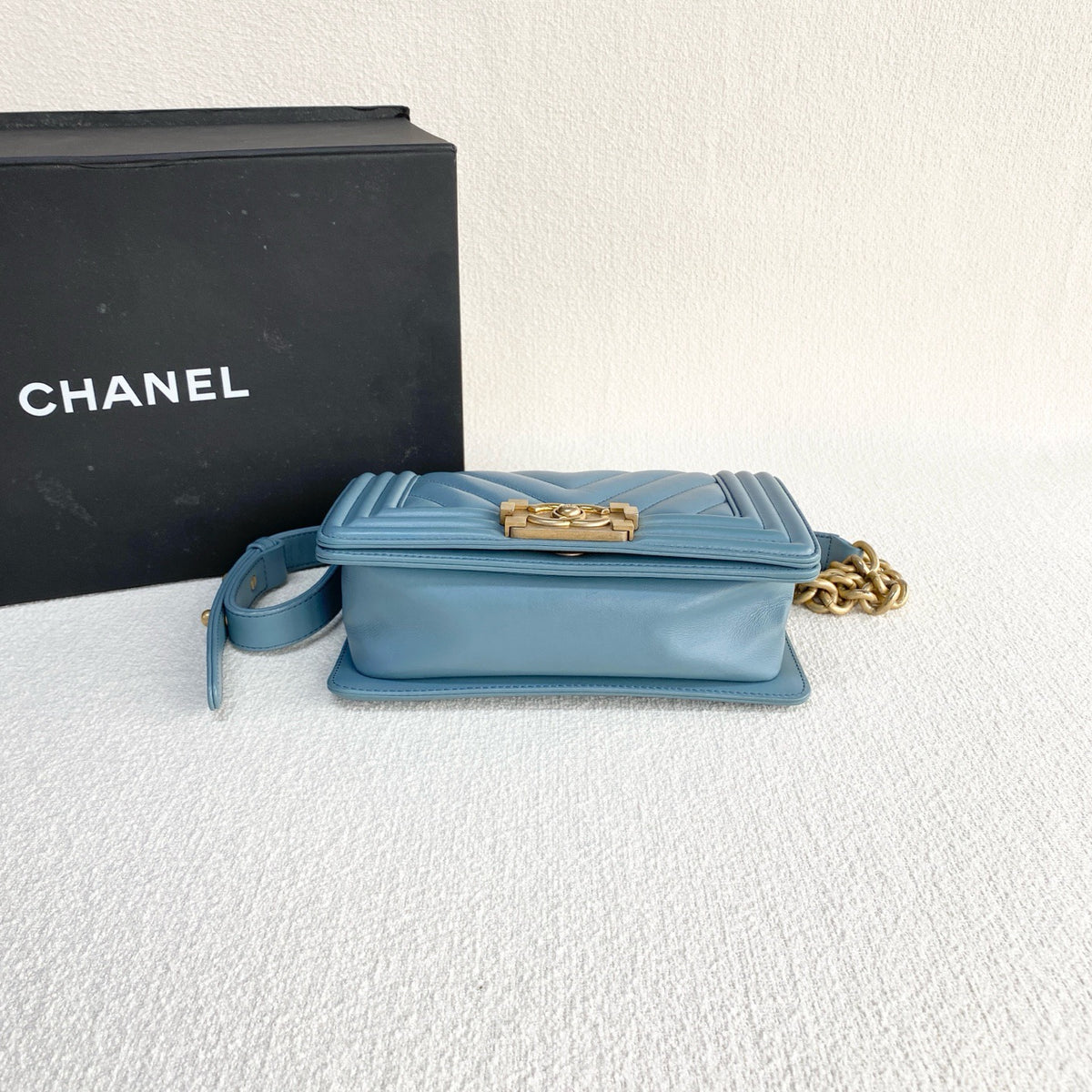 Chanel - Le Boy Small - Leather - Blue - (Small)