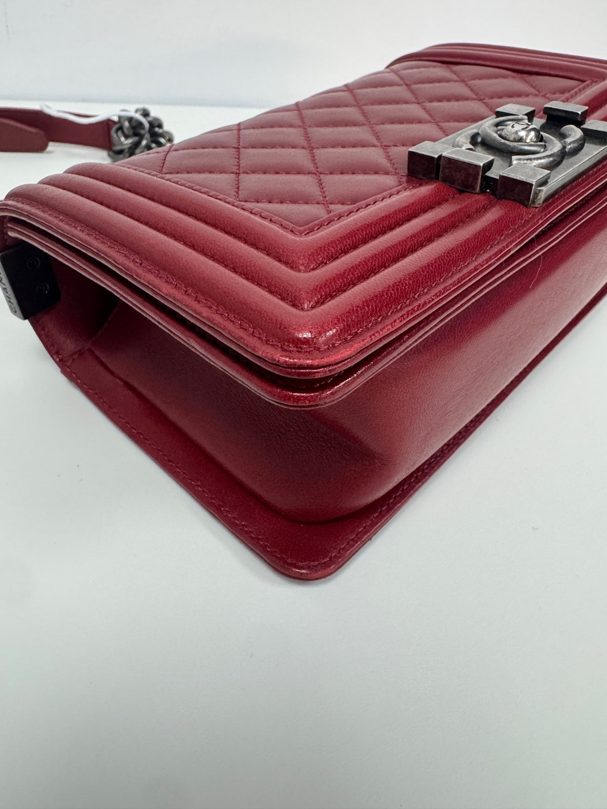 Chanel - Le Boy Small - Leather - Burgundy - (small)