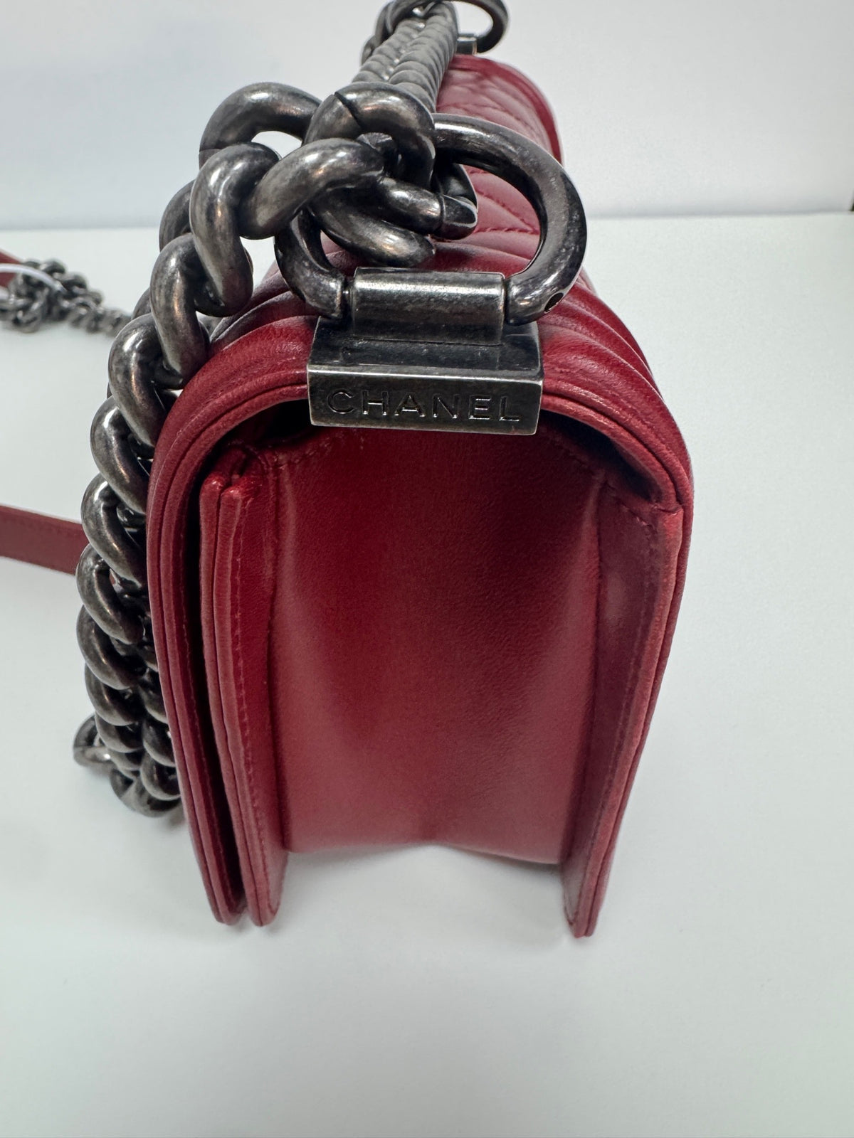 Chanel - Le Boy Small - Leather - Burgundy - (small)