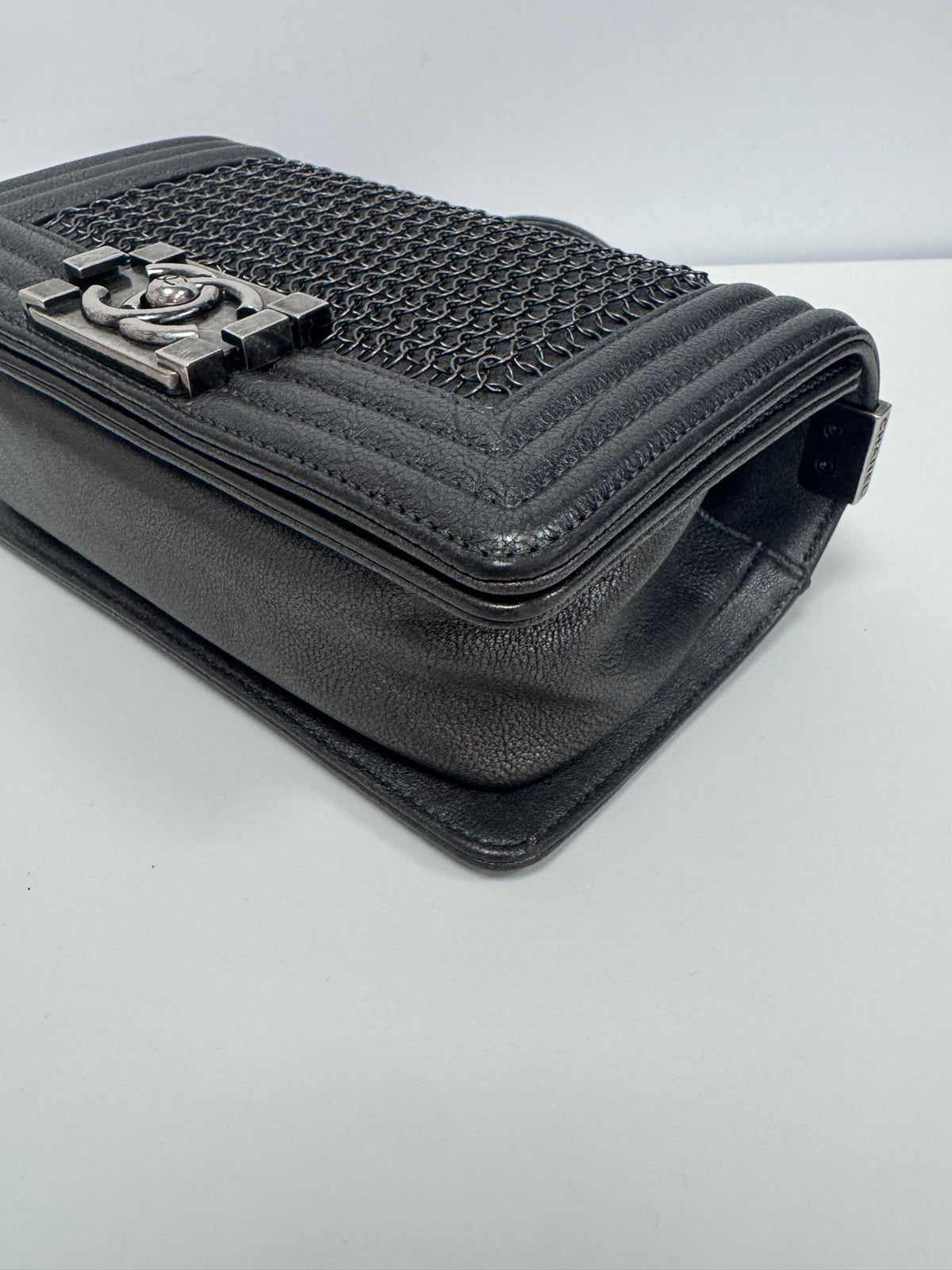 Chanel - Le Boy Small - Leather - Grey - (small)