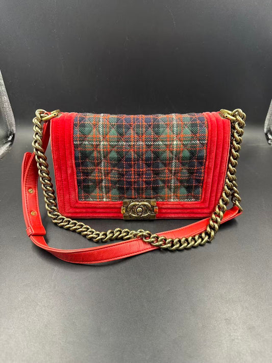 Chanel - Le Boy - Velvet - Red - (mini)