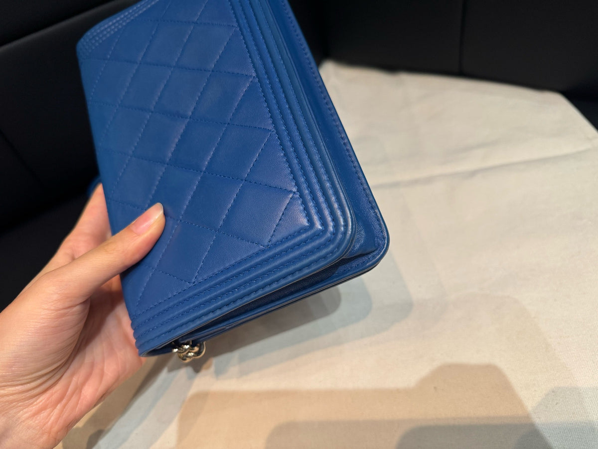Chanel - Le Boy WOC - Leather - Blue - (mini)
