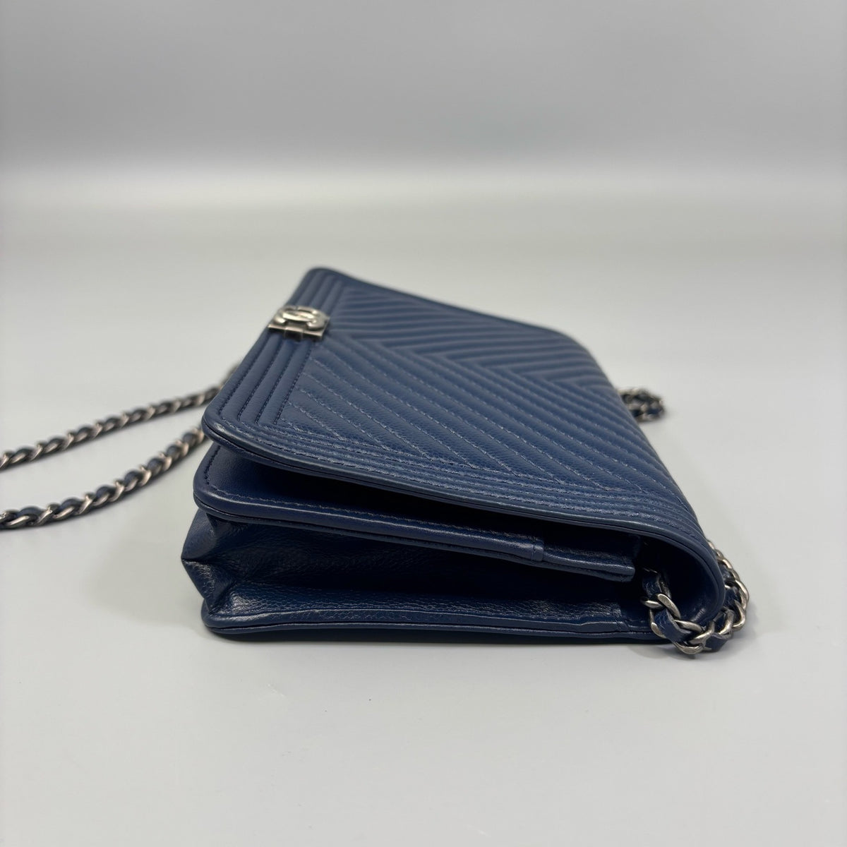 Chanel - Le Boy WOC - Leather - Navy - (small)