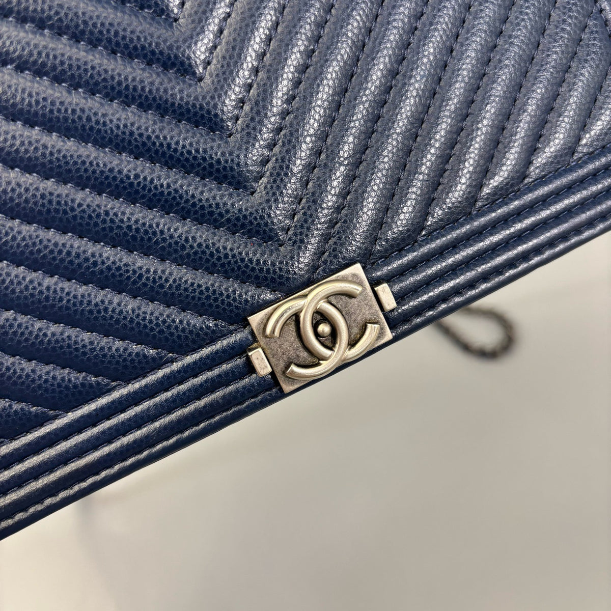 Chanel - Le Boy WOC - Leather - Navy - (small)