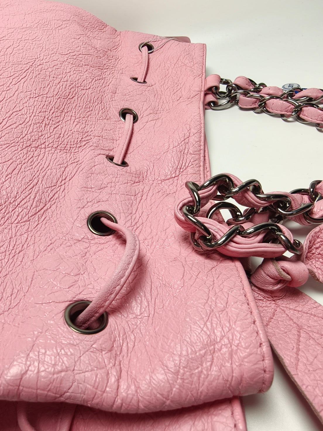 Chanel - Leaf Drawstring Bag - Calfskin - Pink - (medium)