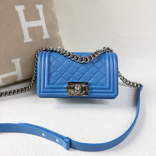 Chanel - Leboy - Leather - Blue - (small)