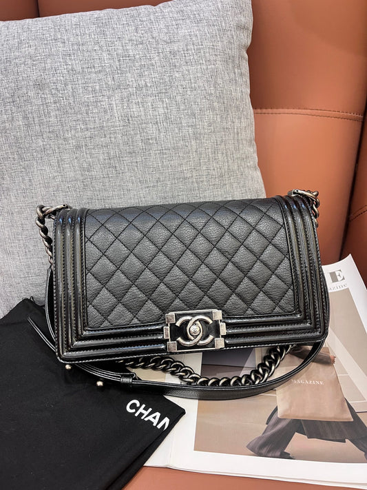 Chanel - Leboy - Patent leather - Black - (medium)