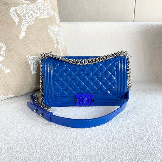 Chanel - Leboy - Patent leather - Blue - (medium)