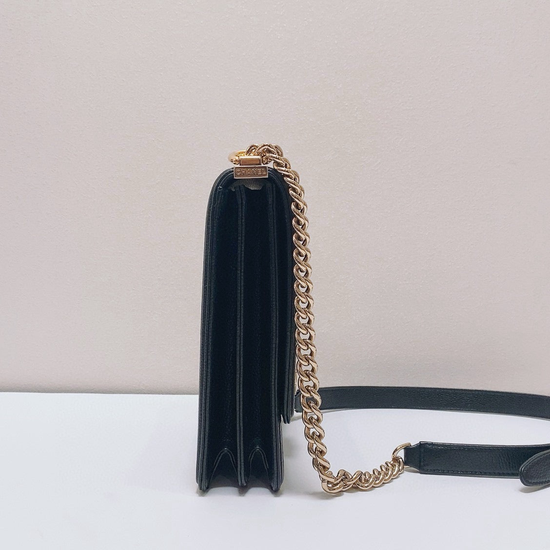 Chanel - Leboy Small Vertical - Caviar leather - Black with Gold-Tone Hardware - (small)