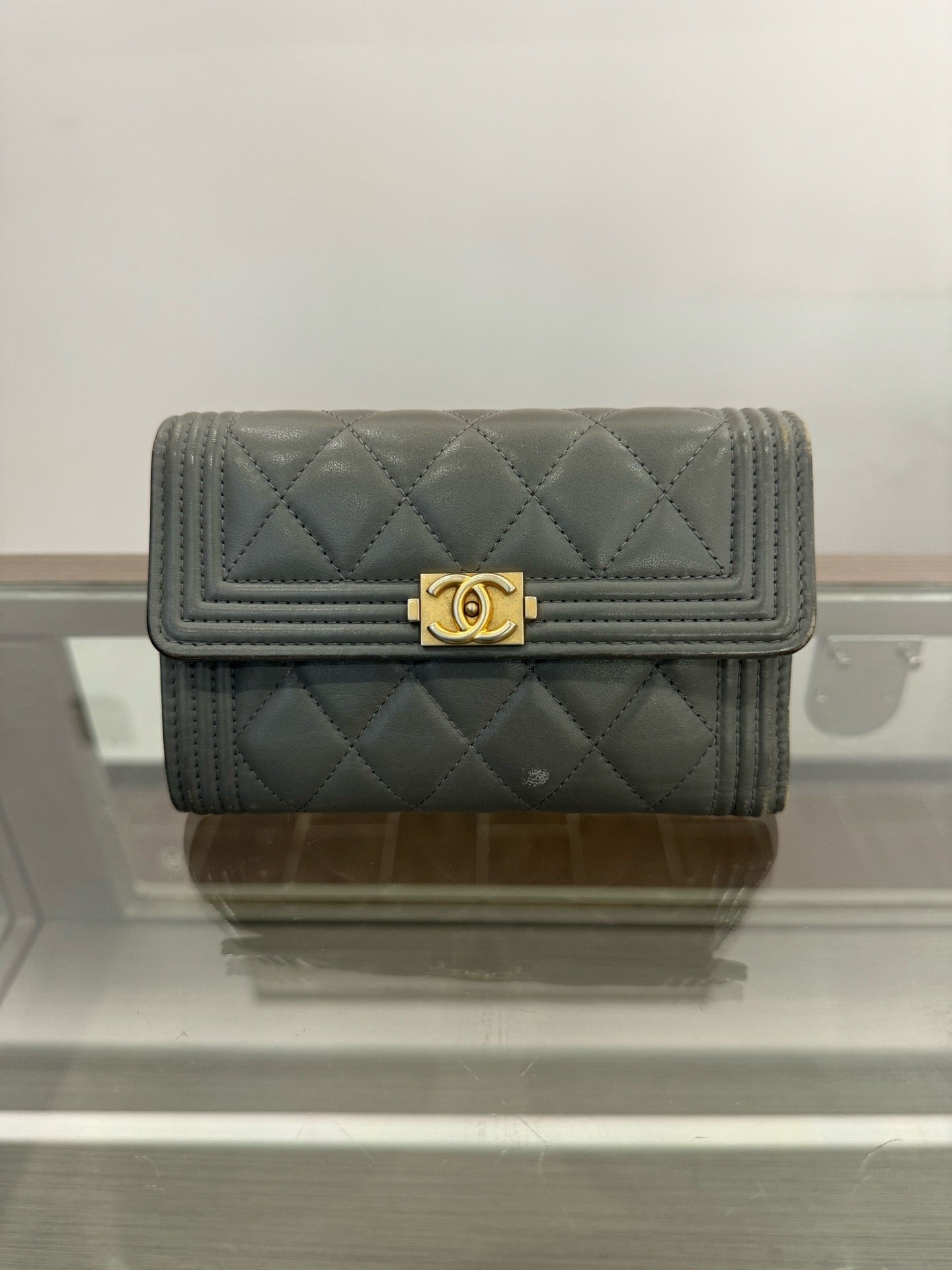 Chanel - Leboy Wallet Card Holder - Lambskin leather - Grey - (mini)