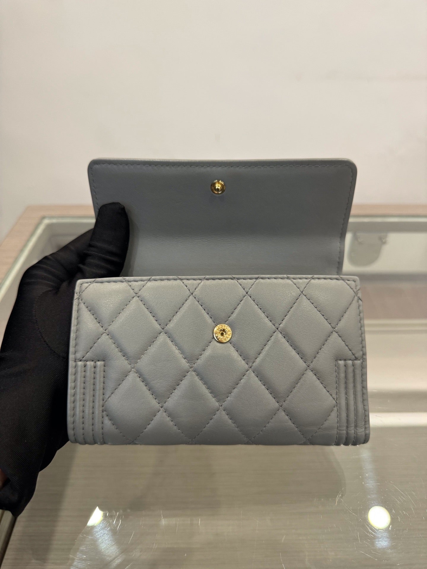 Chanel - Leboy Wallet Card Holder - Lambskin leather - Grey - (mini)