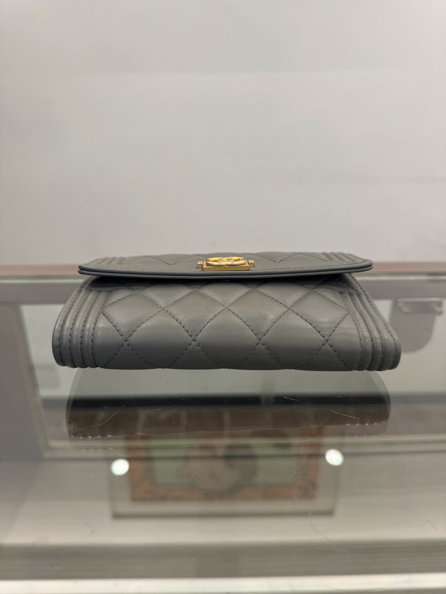 Chanel - Leboy Wallet Card Holder - Lambskin leather - Grey - (mini)
