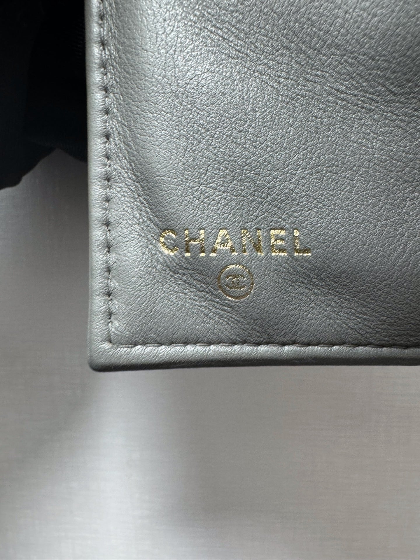 Chanel - Leboy Wallet Card Holder - Lambskin leather - Grey - (mini)