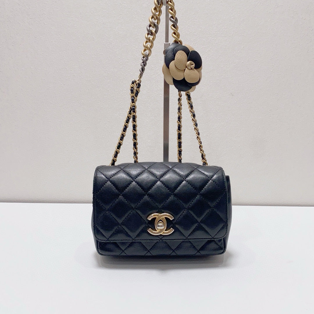 Chanel - Limited Edition Camellia Mini Rectangular Flap Bag - Lambskin leather - Black - (mini)