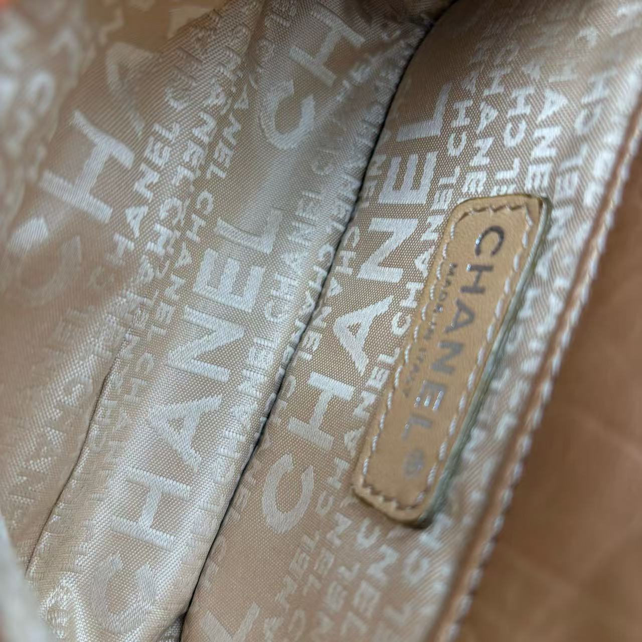 Chanel - Limited Edition Waist Bag - Oil wax leather - Champagne Gold with Gold-Tone and Silver-Tone Hardware - (mini)