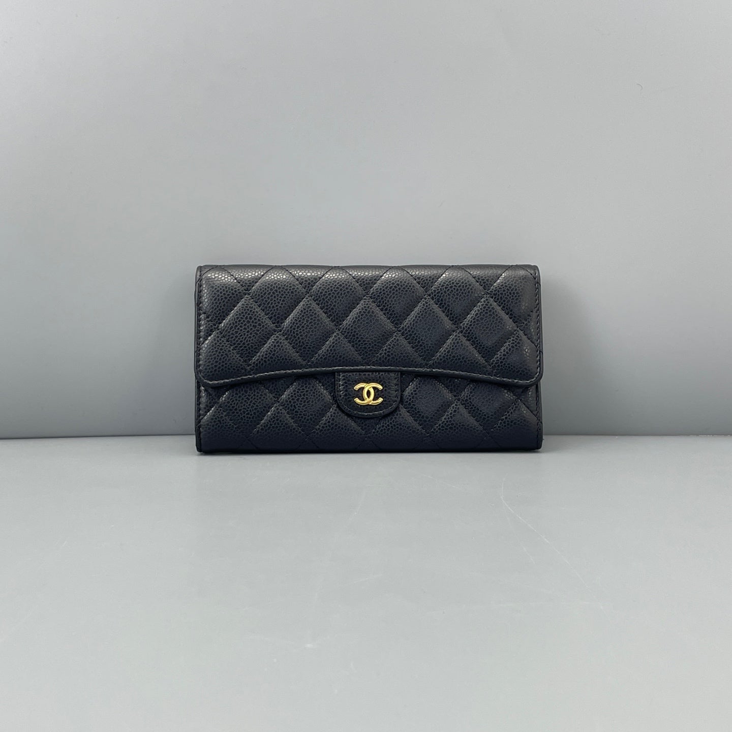 Chanel - Long Flap Wallet - Caviar leather - Black with Gold-Tone Hardware