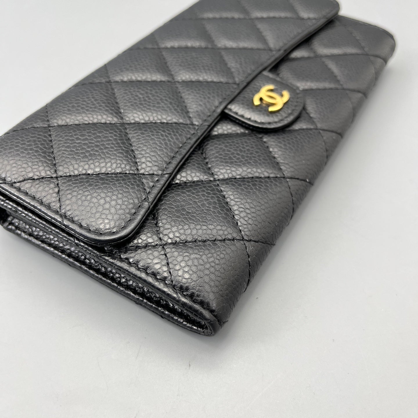 Chanel - Long Flap Wallet - Caviar leather - Black with Gold-Tone Hardware