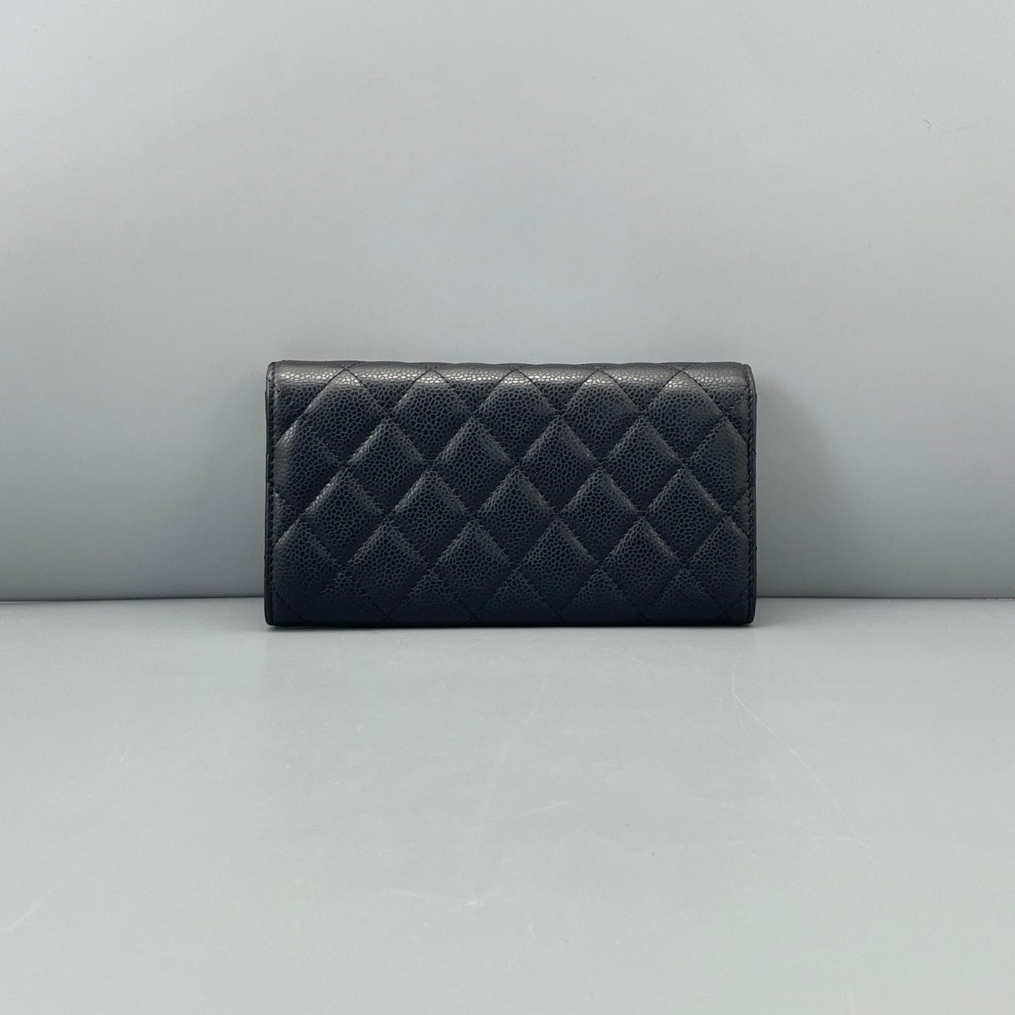 Chanel - Long Flap Wallet - Caviar leather - Black with Gold-Tone Hardware