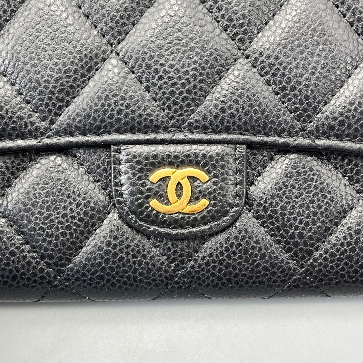 Chanel - Long Flap Wallet - Caviar leather - Black with Gold-Tone Hardware