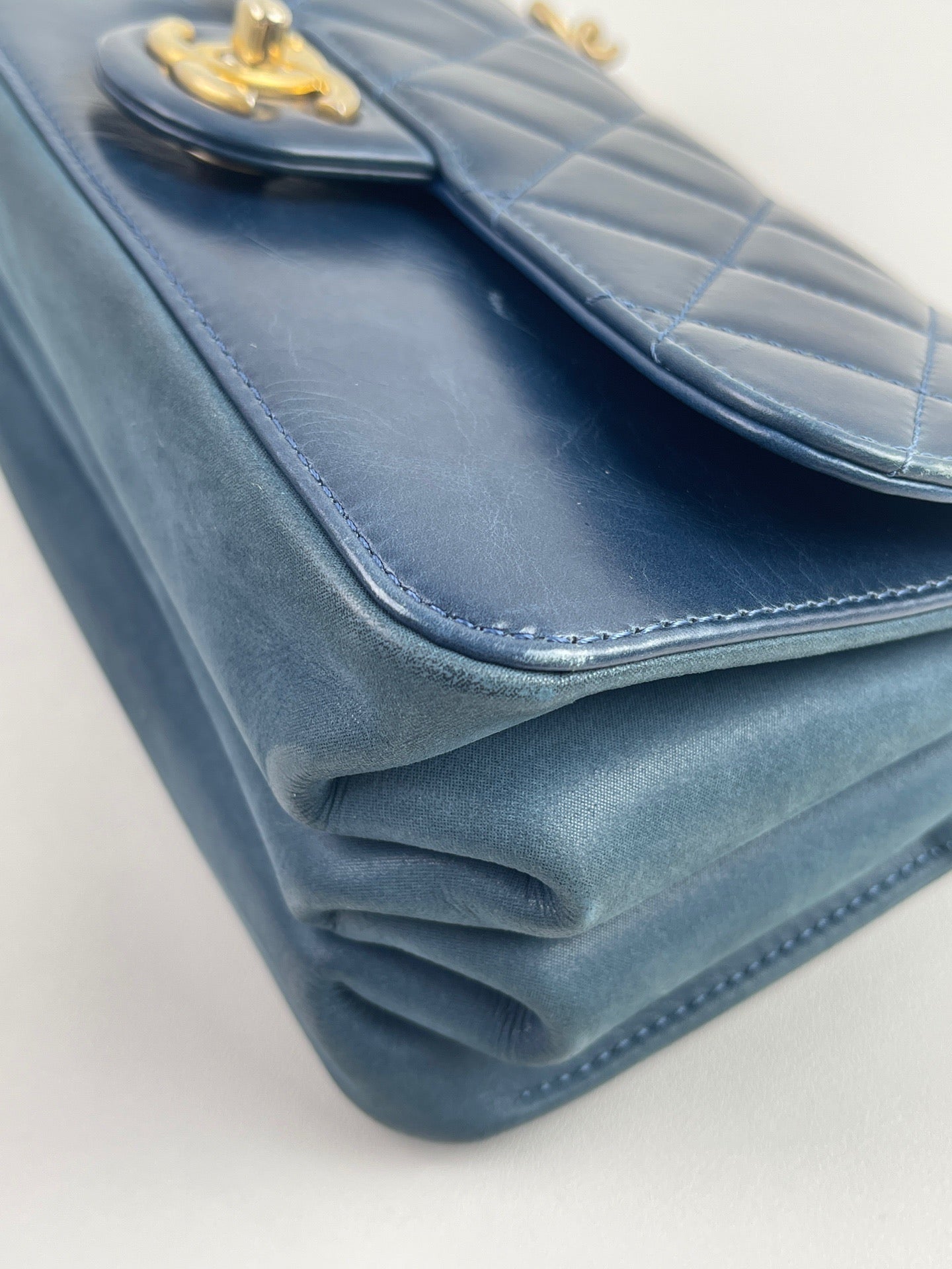 Chanel - Metiers dArt - Leather - Blue - (small)