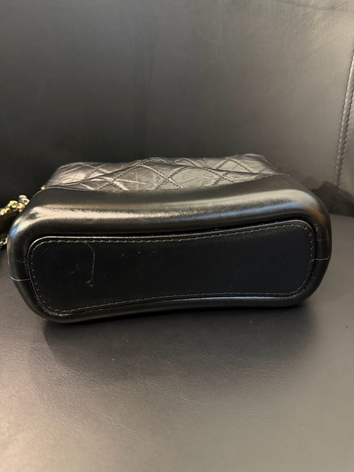 Chanel - Metropolitan Small - Leather - Black - (small)