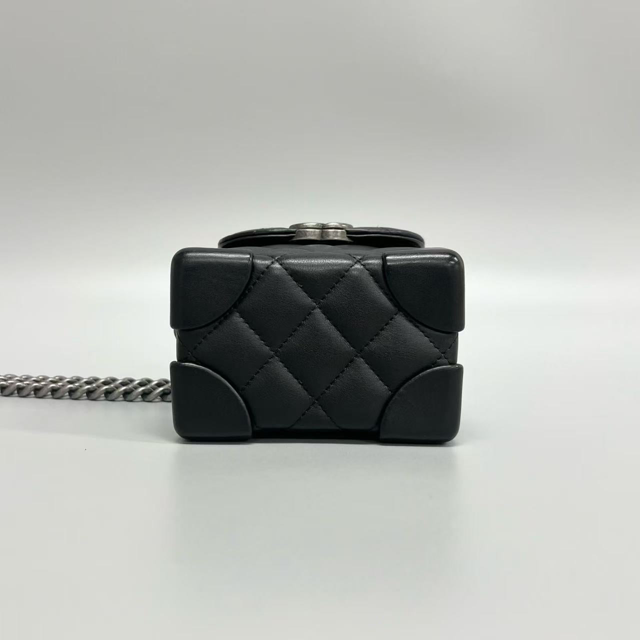 Chanel - Mini Box Bag - Lambskin leather - Black - (mini)