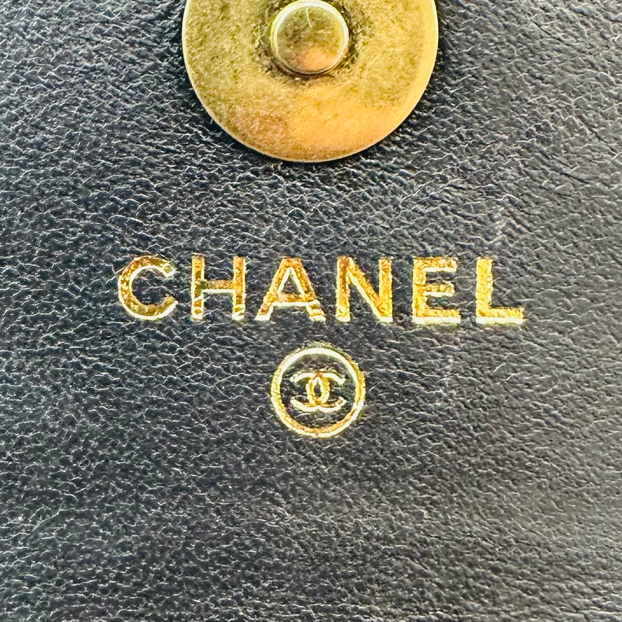Chanel - Mini Chain Bag - Leather - Black