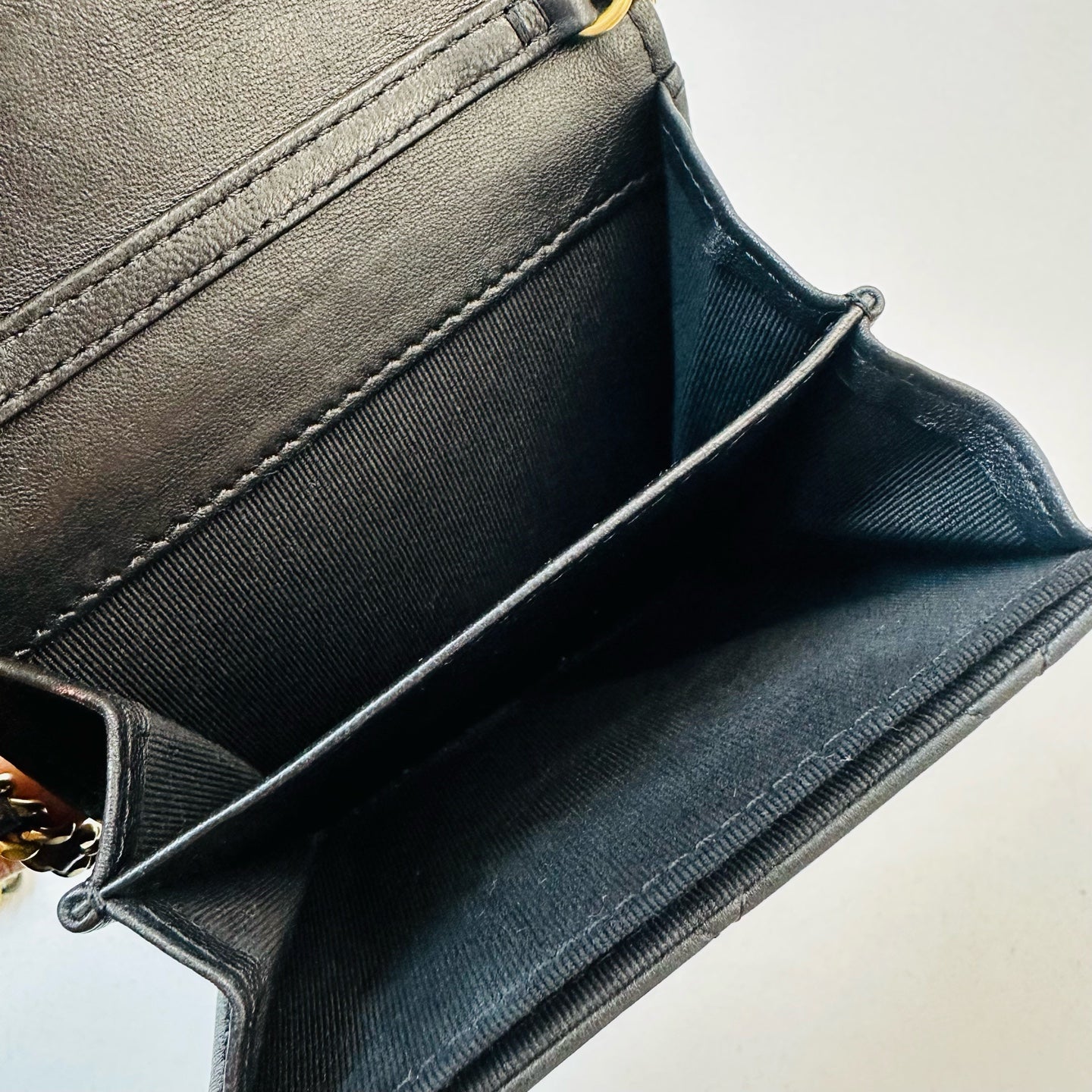 Chanel - Mini Chain Bag - Leather - Black