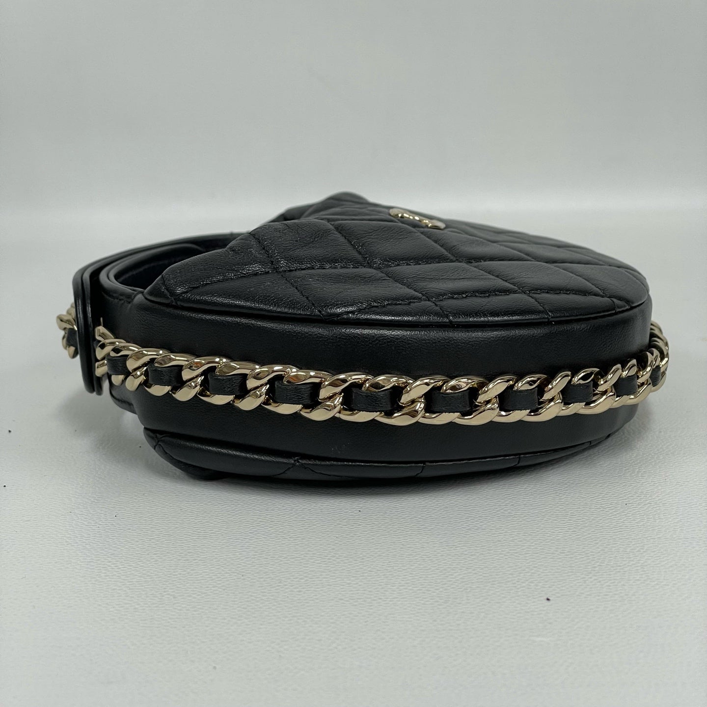 Chanel - Mini Hula Hoop Wrist Bag - Lambskin leather - Black - (mini)