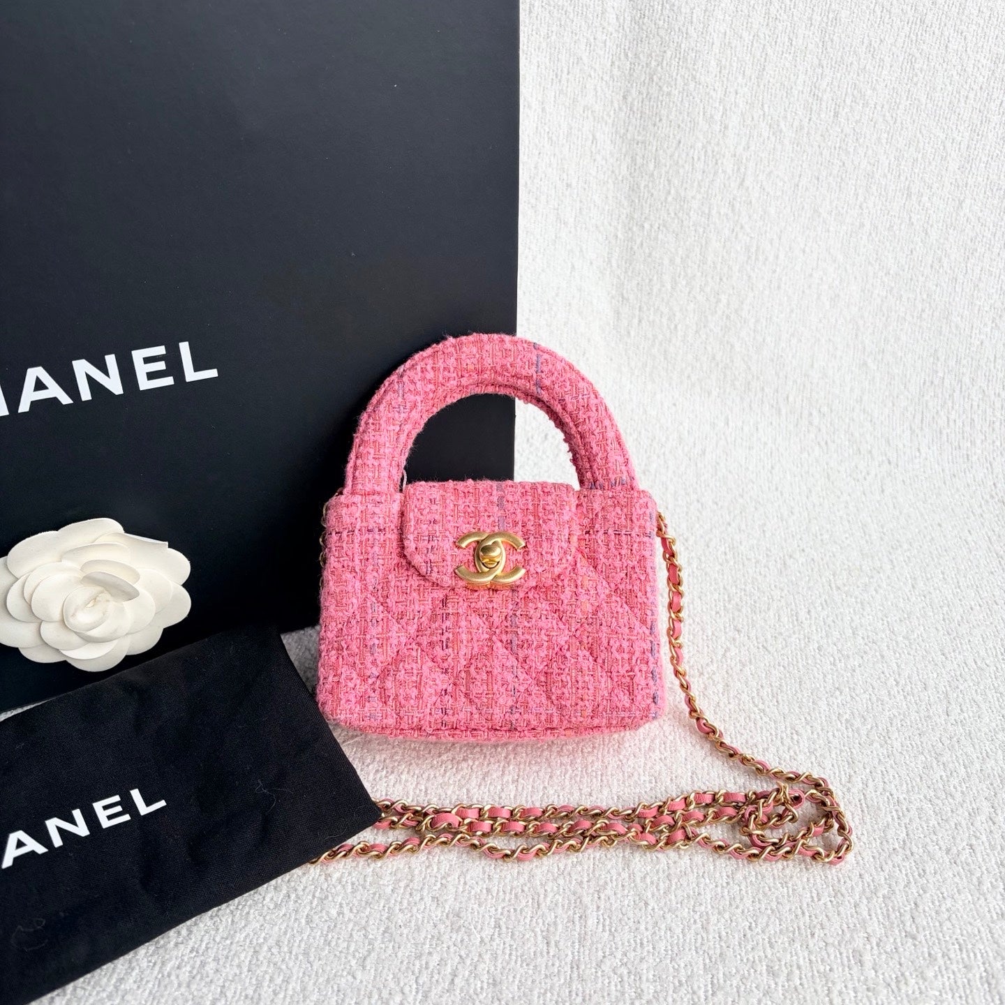 Chanel - Mini Kelly Top Handle Flap Bag - Tweed - Pink with Gold-Tone Hardware - (mini)