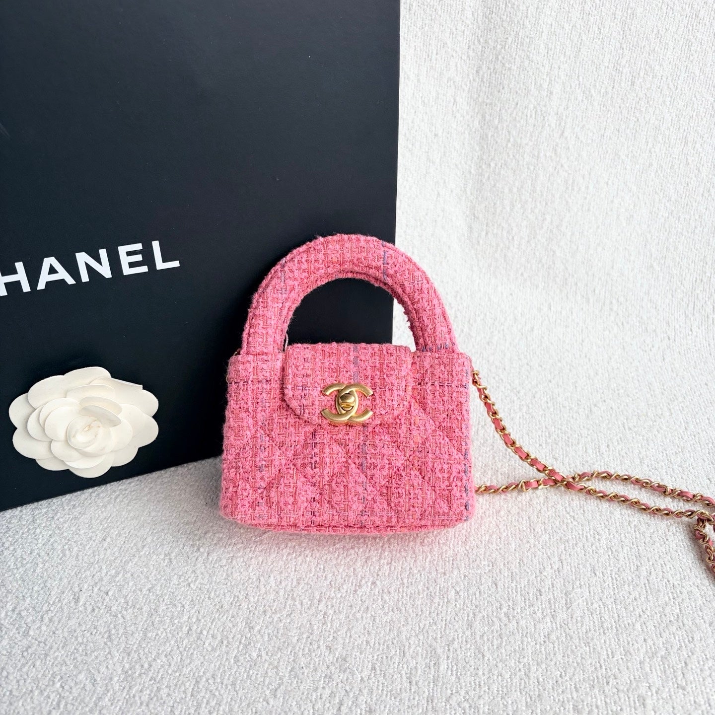 Chanel - Mini Kelly Top Handle Flap Bag - Tweed - Pink with Gold-Tone Hardware - (mini)