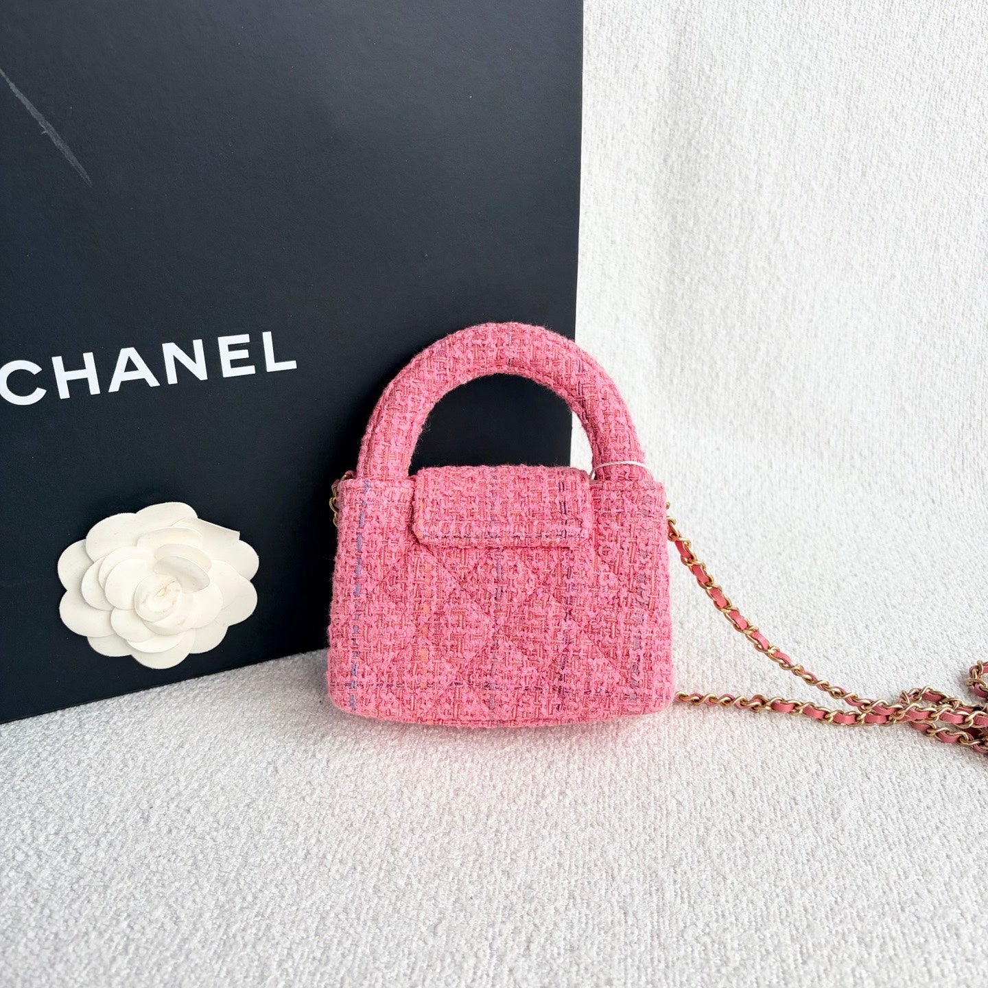 Chanel - Mini Kelly Top Handle Flap Bag - Tweed - Pink with Gold-Tone Hardware - (mini)
