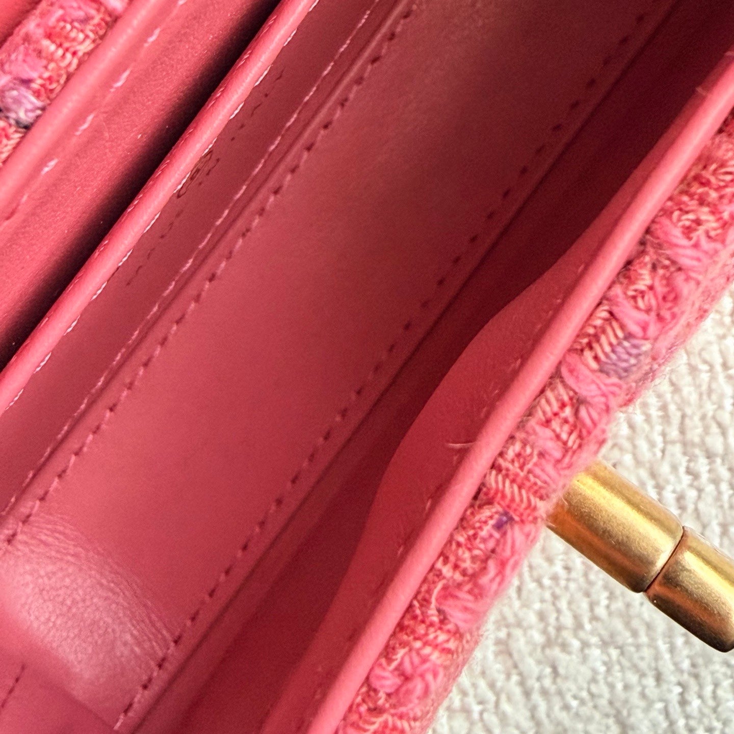 Chanel - Mini Kelly Top Handle Flap Bag - Tweed - Pink with Gold-Tone Hardware - (mini)
